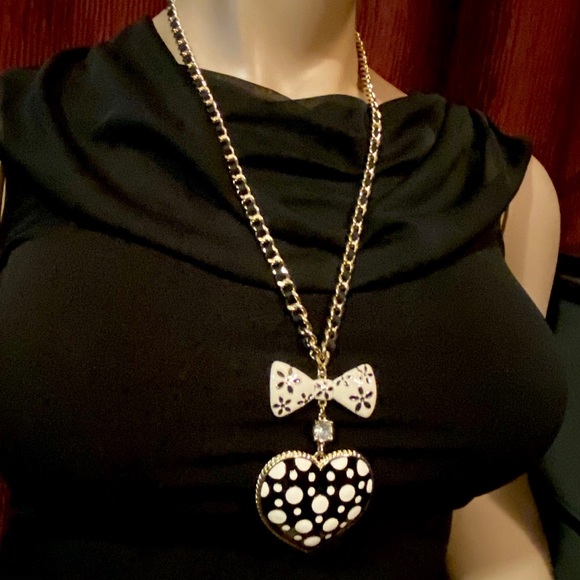 Betsey Johnson ‘Pretty Polka Dots’ Jewelry Set w/Tags - Picture 4 of 9